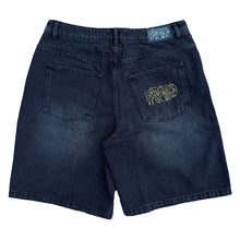 FROSTED - WAVY SHORTS