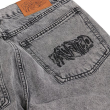 FROSTED - WAVYSHORTS