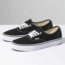 VANS - AUTHENTIC (BLACK/WHITE)